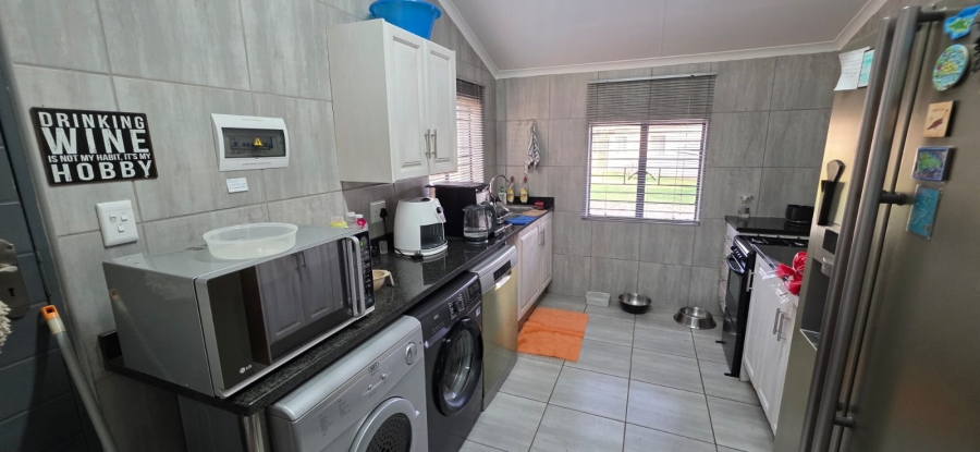 Commercial Property for Sale in Ifafi North West